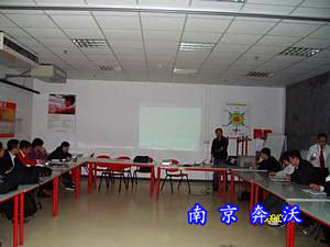 某國外大型連鎖超市-提供發(fā)電機(jī)組技術(shù)培訓(xùn)及服務(wù)!(圖)